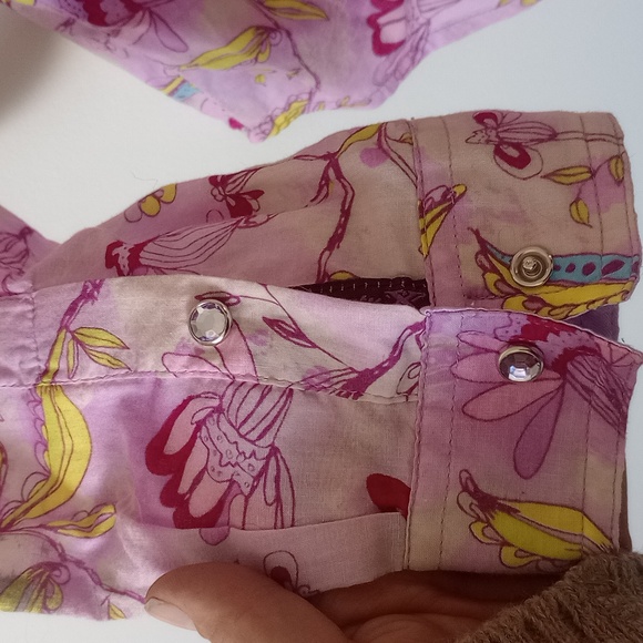 Wrangler Pink snap shirt size Med - Picture 7 of 8